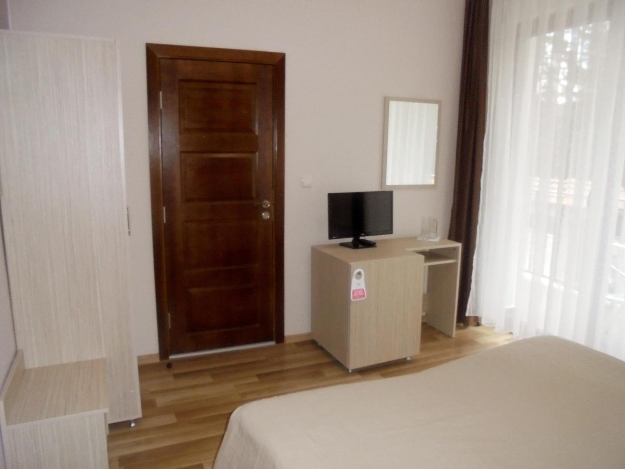 Ивелия Къща За Гости Dospat Quarto foto